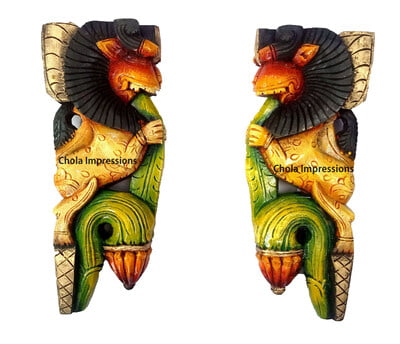 Yaazhi Wooden Wall Bracket Pair